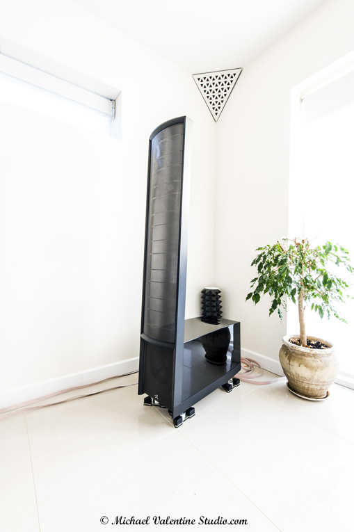 Ceiling acoustic corner bass traps