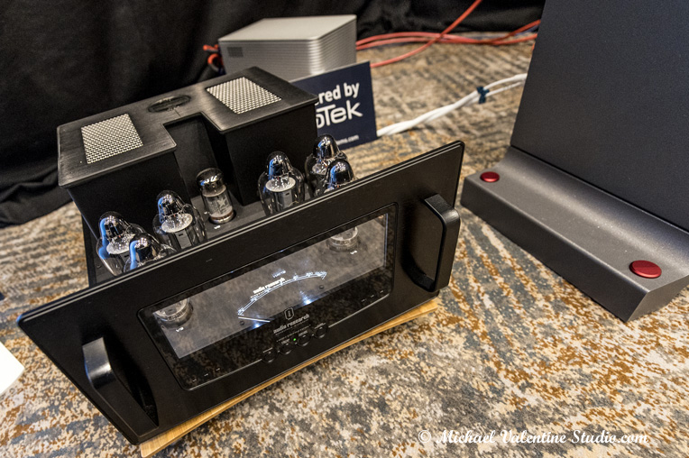 Audio Research 330M Monoblock Amplifiers