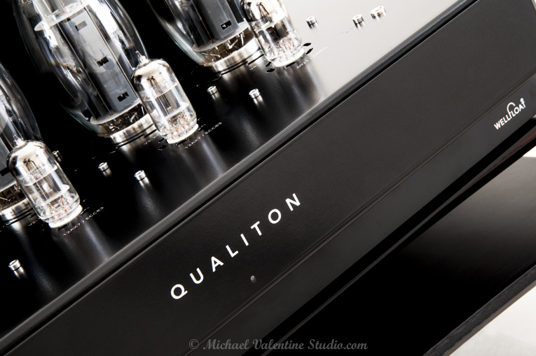 WellFloat Board Slim model 3534SF with the Audio Hungary P200 amplifier