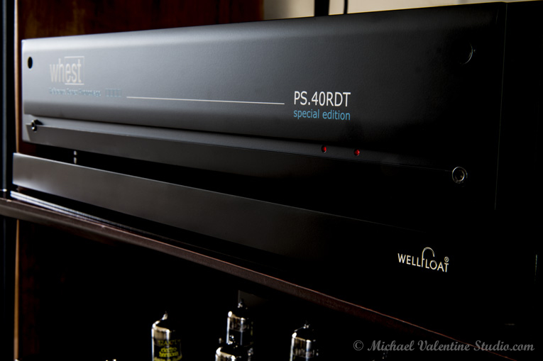 WellFloat Board Slim Model 3534SF with Whest PS40RDT special edition phono stage