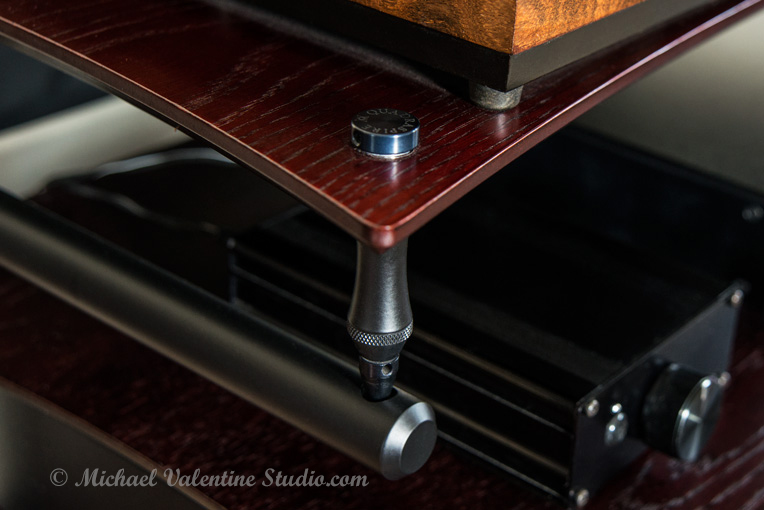 Quadraspire Q4 EVO turntable wall bracket