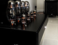 Qualiton P200 Amplifier & C200 Preamplifier with KT150 valves