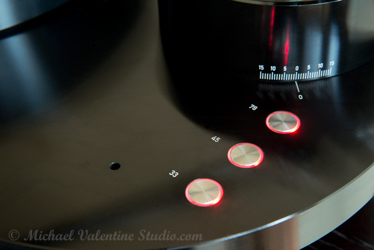 AMG Viella V12 turntable