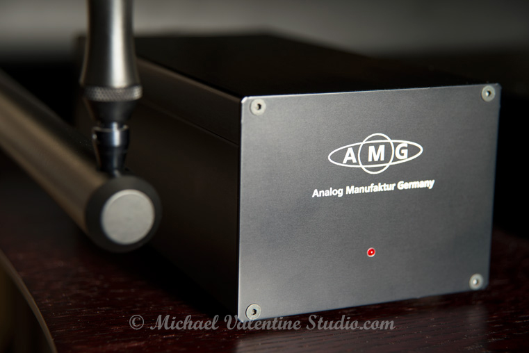 AMG Viella V12 turntable power supply