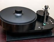 AMG Viella V12 turntable