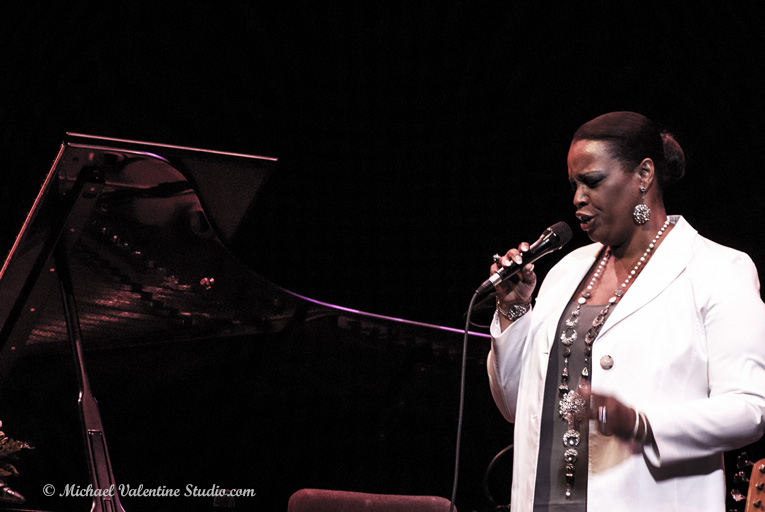 Dianne Reeves