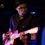 Lionel Loueke Trio 'GAÏA' (Click to go to this page)