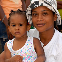 Jazz on the Beach patrons