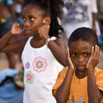Jazz on the Beach patrons