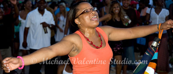 Jazz on the Beach patrons