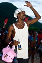 Jazz on the Beach patrons