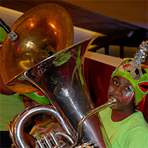 Young musician performing @ The Front Room  (South Bank Centre)