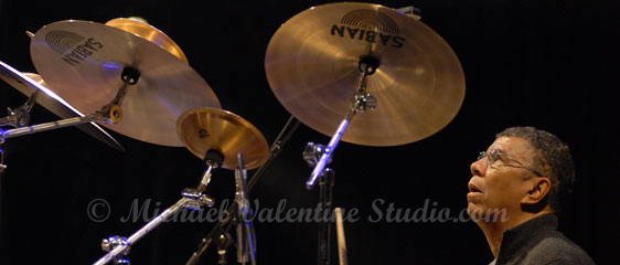 Jack DeJohnette (How am I gonna reach that symbal)?