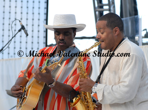 Najee & Nick Colionne