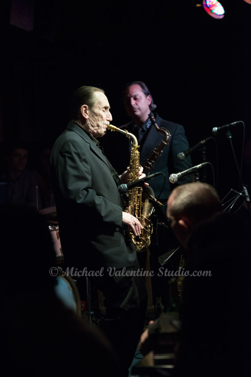 Peter King, Brandon Allen, Alex Garnett, Mike Chillingworth & Robin Aspland (piano)