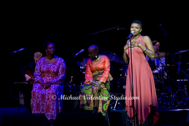 Lizz Wright, Dianne Reeves & Angelique Kidjo