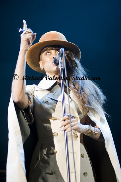 Erykah Badu 