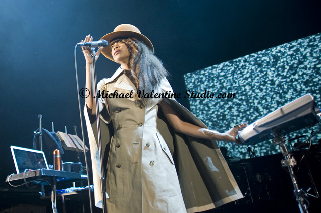 Erykah Badu 