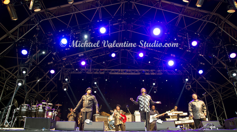 Earth Wind & Fire Experience Featuring Al McKay