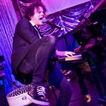 Jamie Cullum Under The Bridge (click to go to his page)