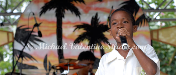 Jazz On The Square patrons: Ride the donkey....