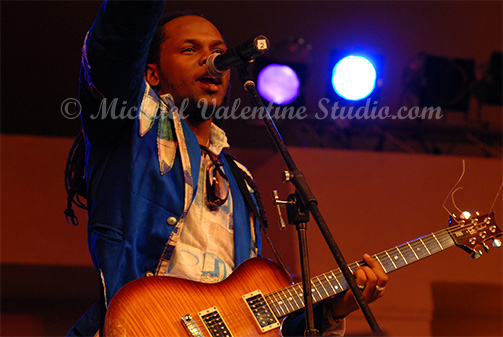 Isaac Blackman with The Love Circle