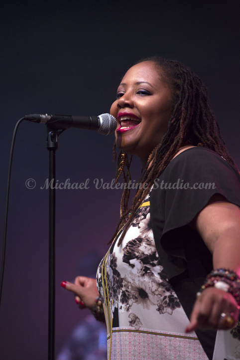 Lalah Hathaway