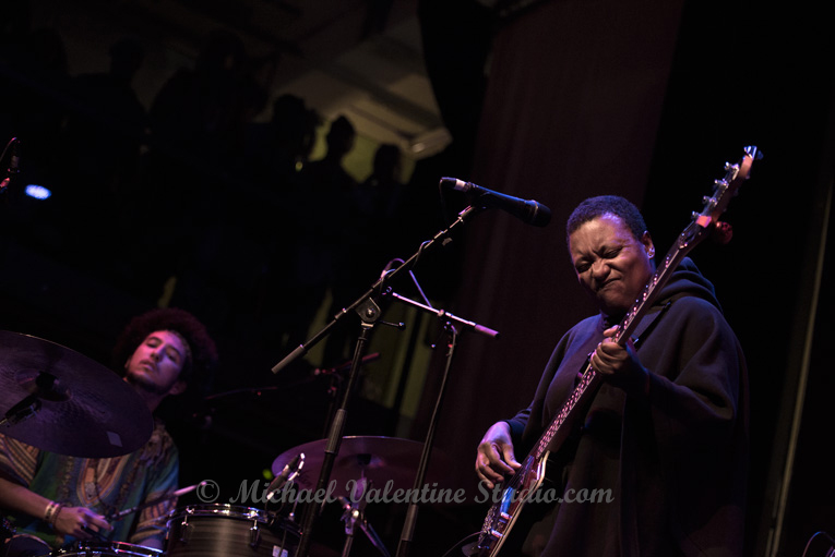 Me’Shell NdegéOcello