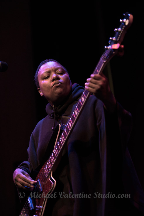 Me’Shell NdegéOcello