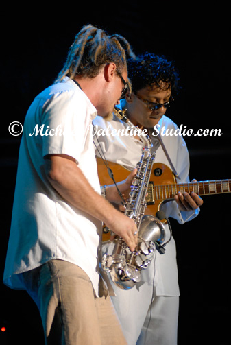 ‘Zi’ Taylor & Ropert Lay