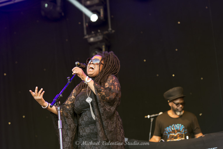 Caron Wheeler - Soul II Soul